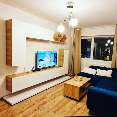 Lux & Confort - Apartament 3 Camere Bucarest Exterior foto